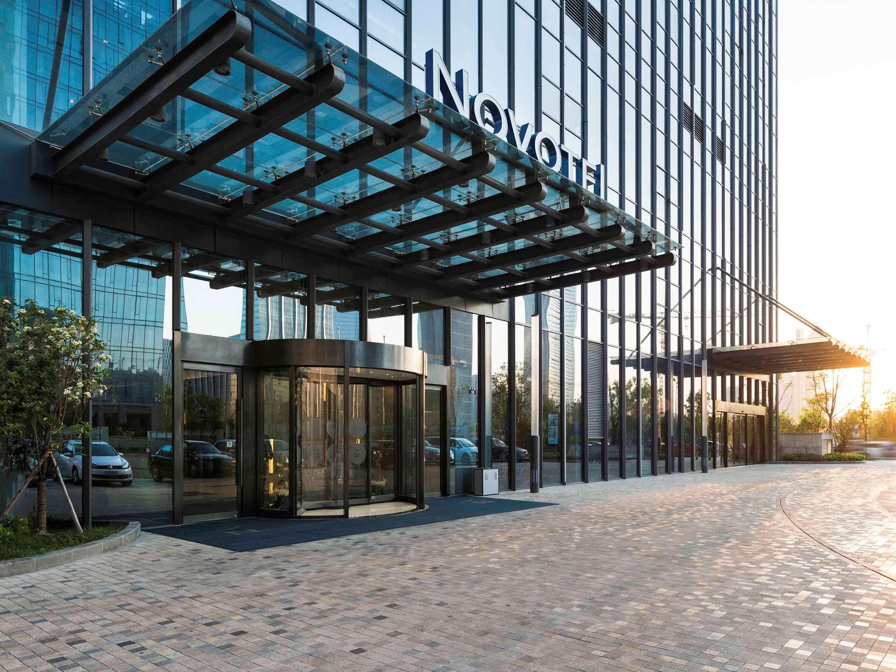 Novotel Ningbo East Buitenkant foto