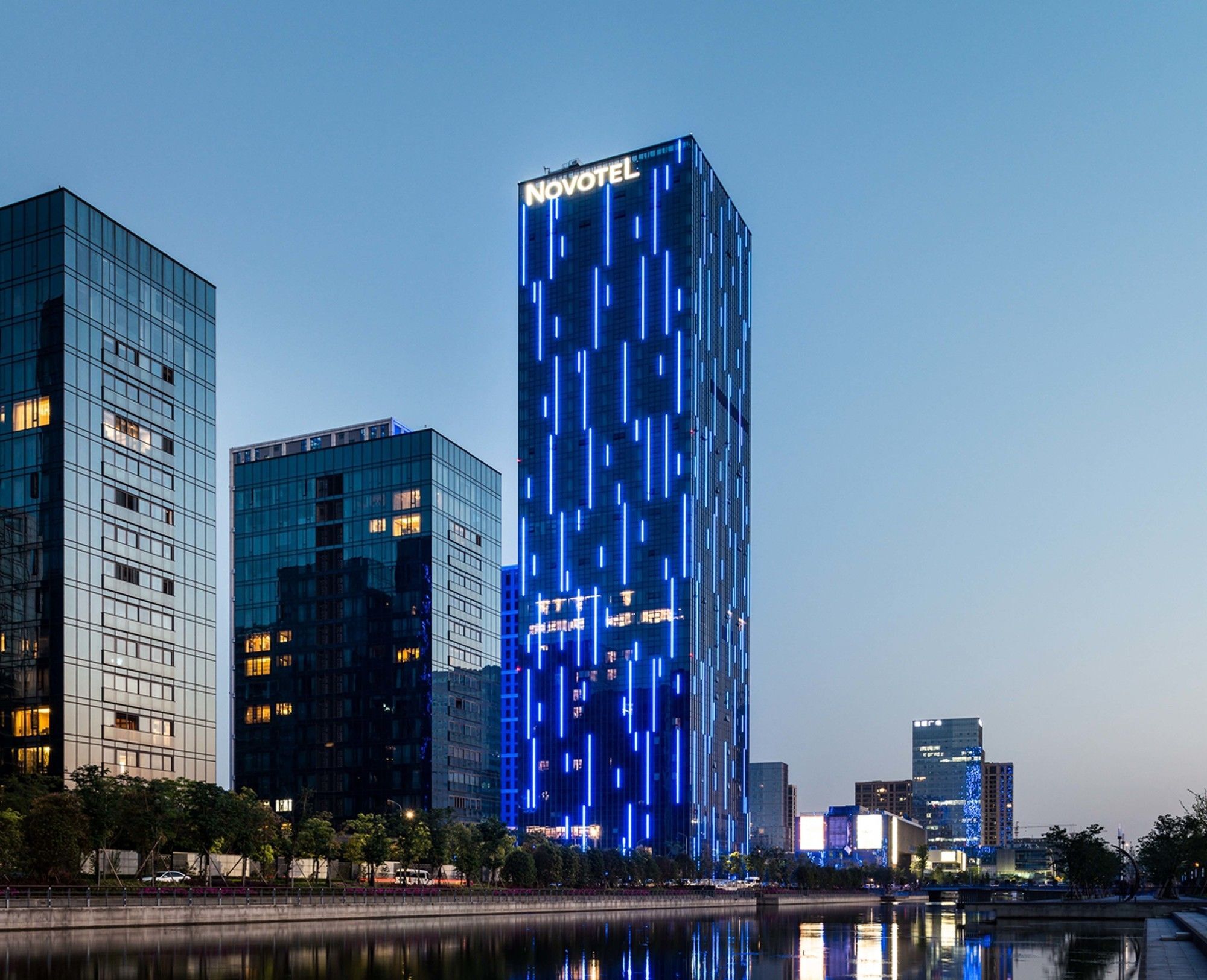 Novotel Ningbo East Buitenkant foto